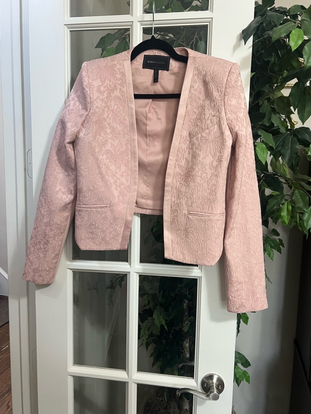 BCBGMaxAzria Dusty Pink Textured Open Front Blazer